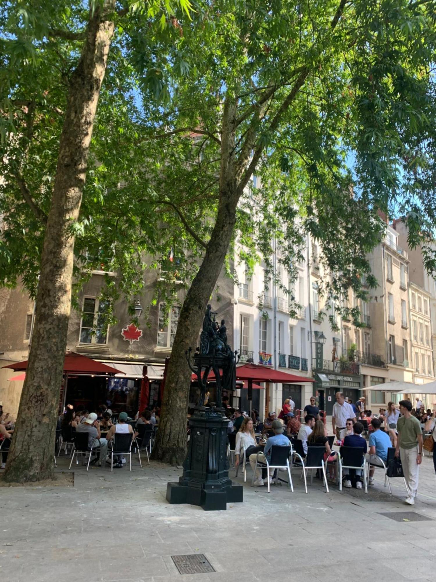 Hotel Saint-Patrick Coeur De Nantes Exterior photo